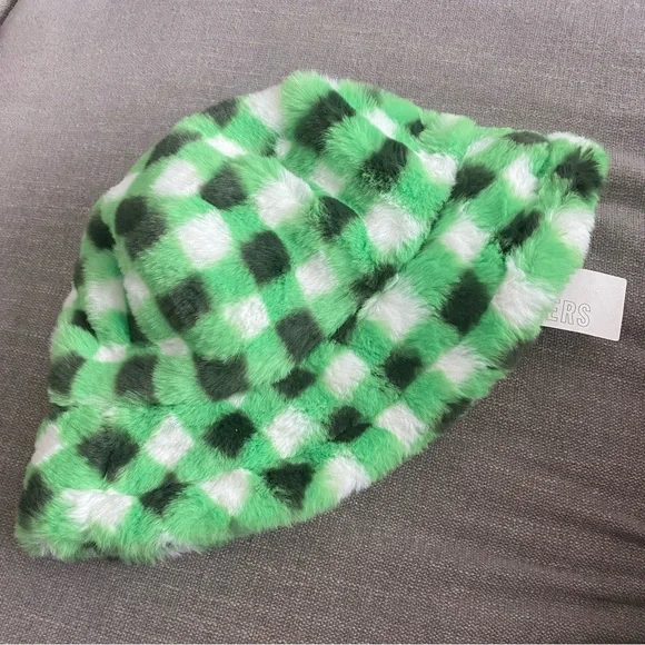 Urban Outfitters Knox Checkered Faux Fur Bucket Hat Urban Outfitters | Accessories | Nwt Knox Printed Faux Fur  main image 3